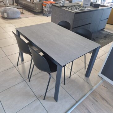 Tavolo Calligaris mod. Duca